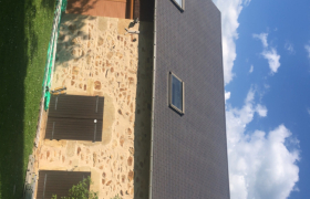 Application en 2 couche d’une résine colorée spécial toiture sur la commune de Sermages 58290 