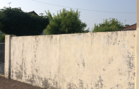 Nettoyage d’un mur par produit professionnel et remise en peinture sur la commune de Garchizy 58600 